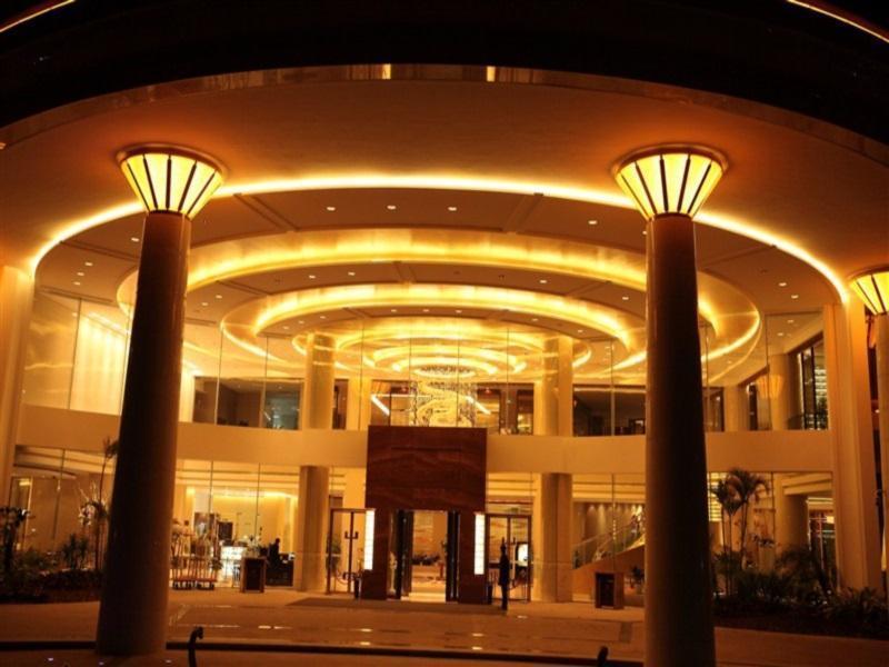 Golden Shining New Century Grand Hotel Beihai Extérieur photo